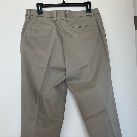 Dockers Straight Fit Flat Khaki Pants - Picture 11 of 16